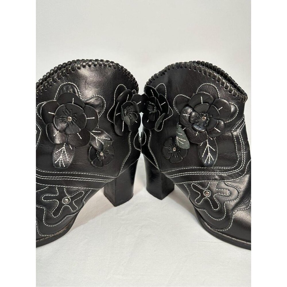 Floral Cowboy Boots sz 7.5